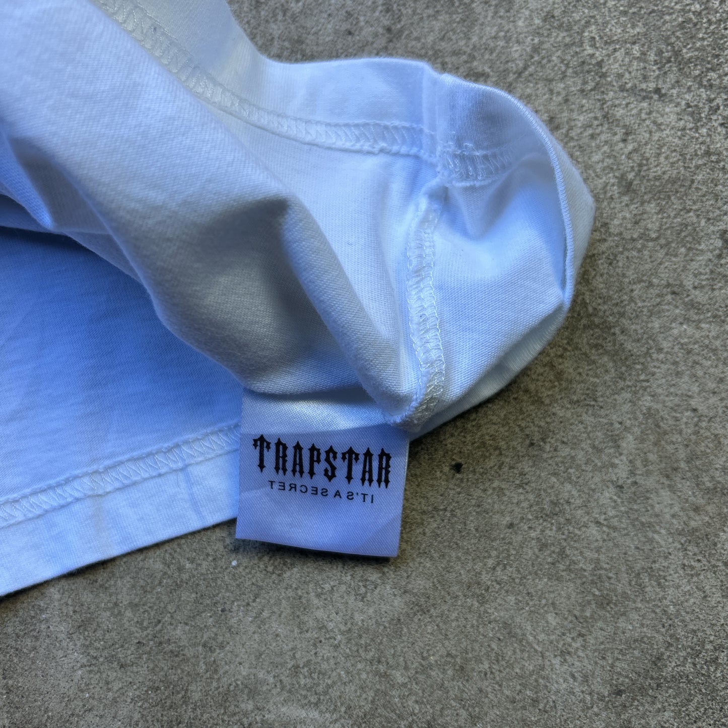Vintage 2000s Trapstar Its a Secret T-shirt