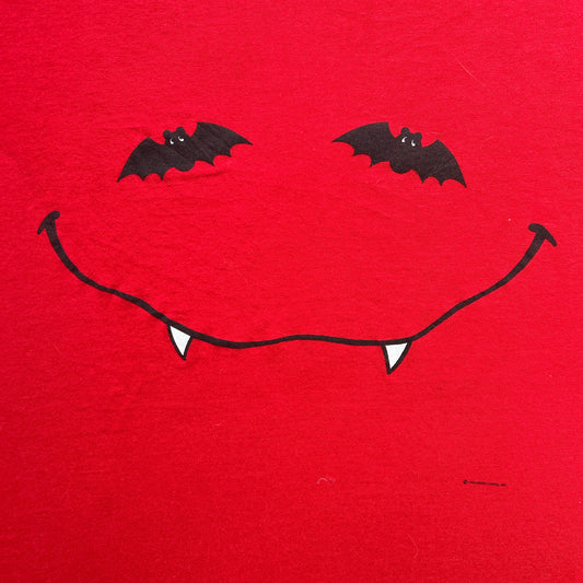 Vintage 90s Smiley Vampire Bat Halloween T-shirt
