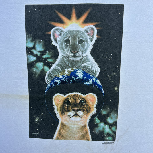 Vintage 90s Big Cats "Lion and Tiger" Around the Globe T-shirt