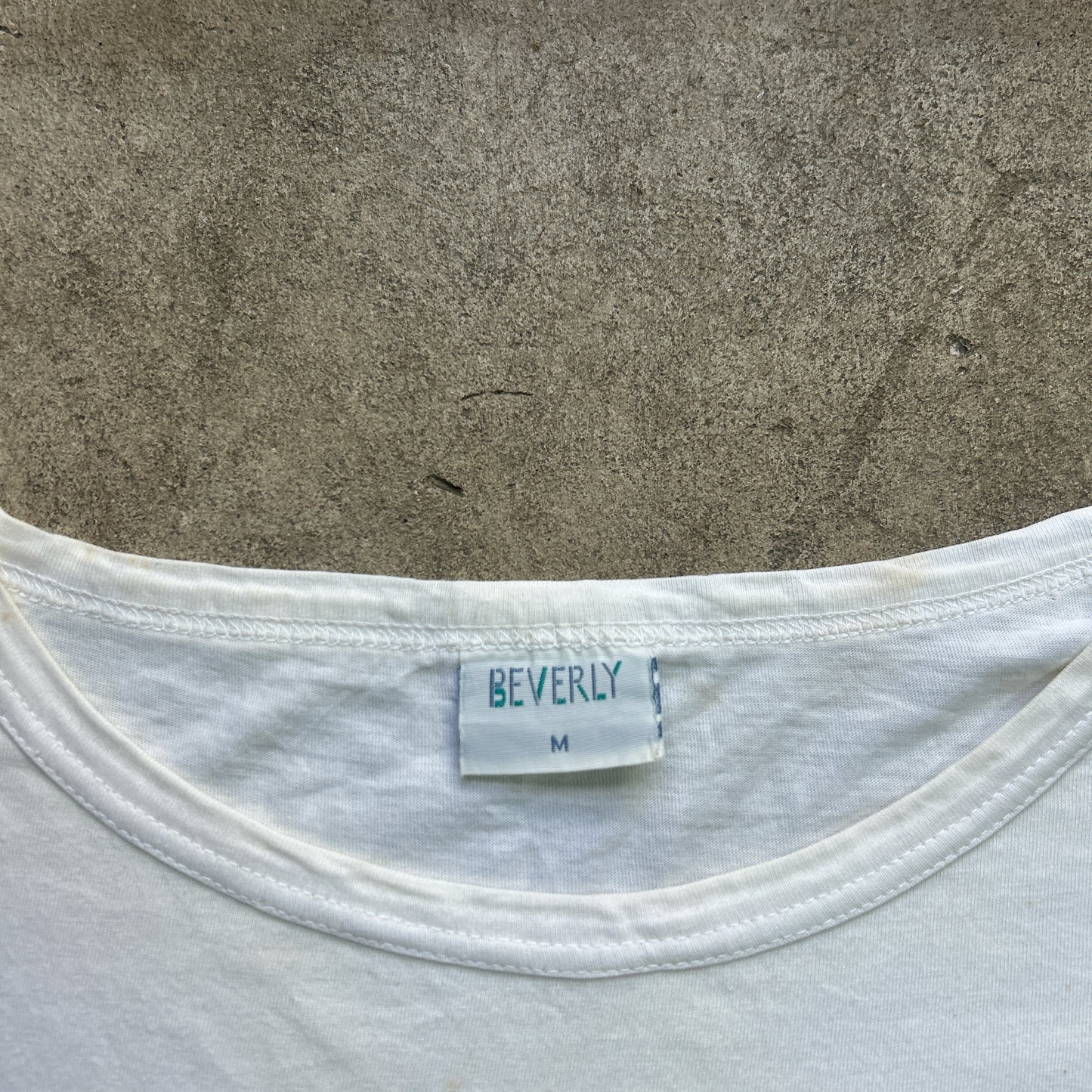 Vintage 80s Island Living French Girl Drawing T-shirt