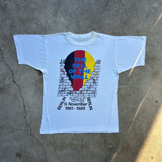 Vintage 80s Rare Germany Berlin Wall, The Fall Of The Wall Berlin 9th of November, 1961-1989 T-shirt