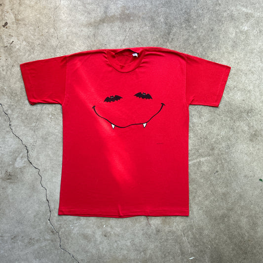 Vintage 90s Spooky Halloween Vampire Bat T-shirt