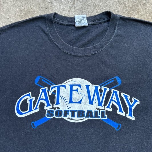 Vintage 2000s Gateway Softball Sport Team T-shirt