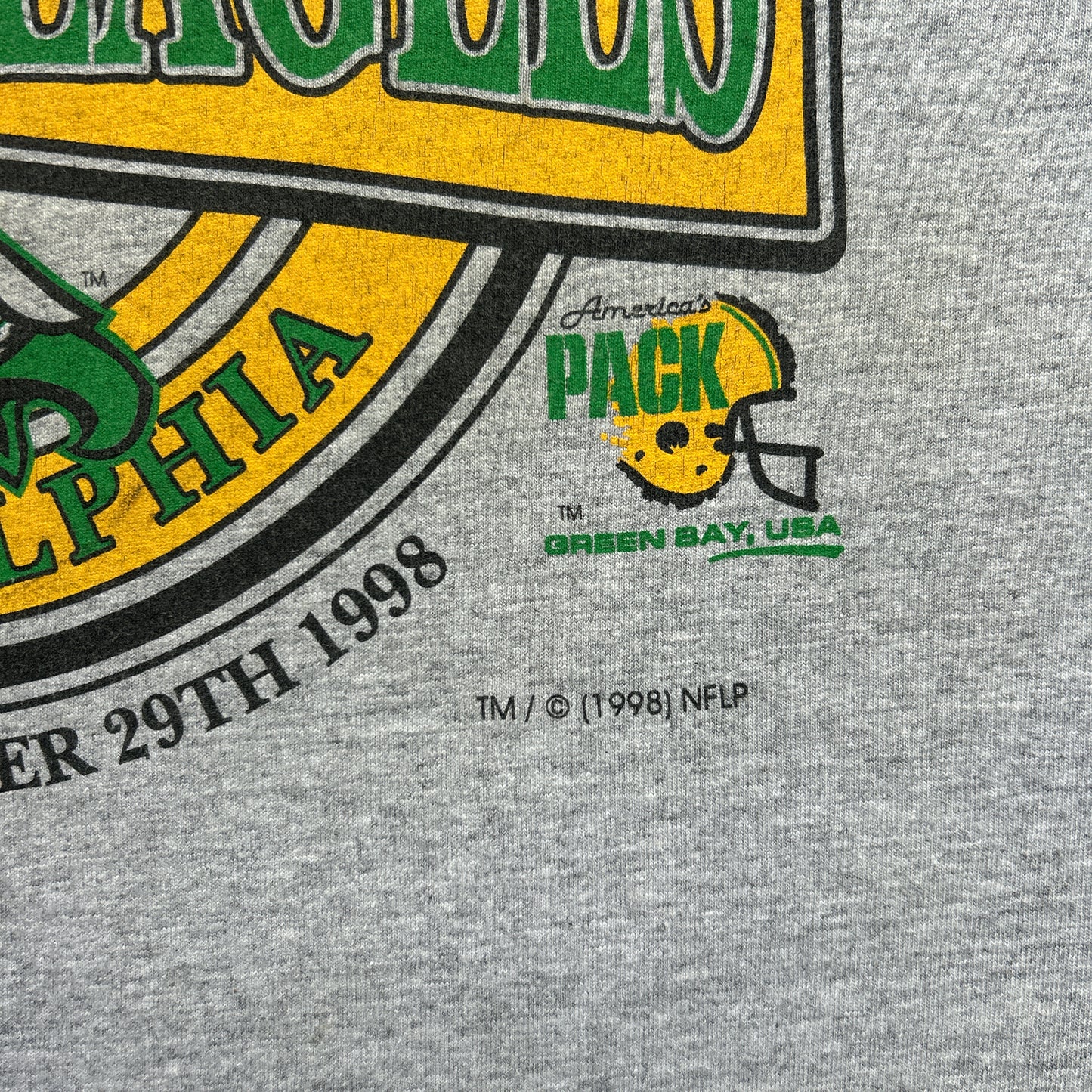 Vintage 90s NFL GreenBay Packers Vs Philadelphia Eagles Match 1998 T-shirt