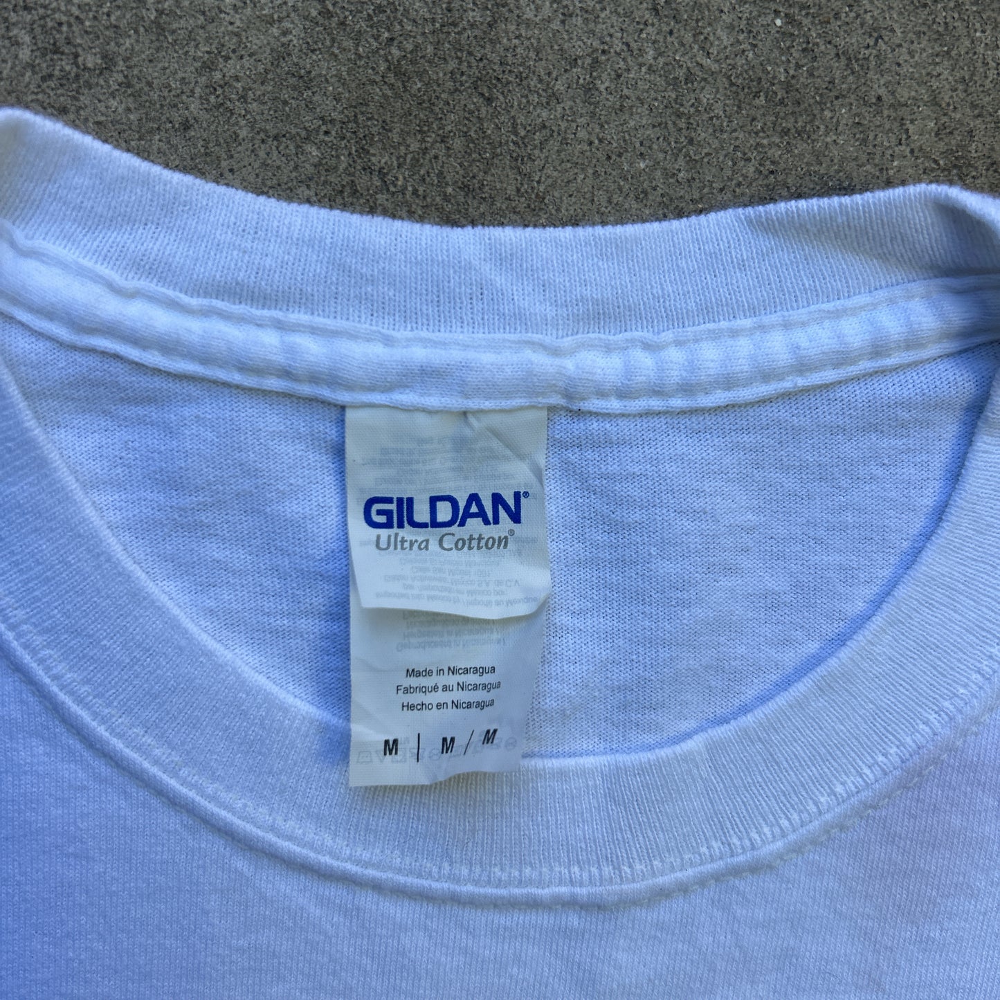 Vintage 2000s St. Maarten Bar and Grill "Get Blown" T-shirt