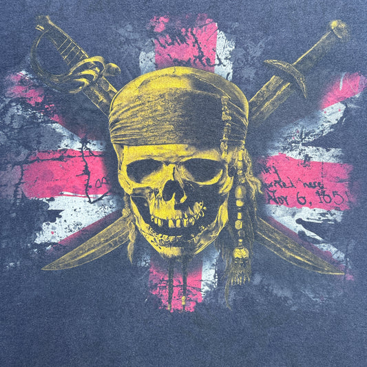 Vintage 2000s Pirates of the Caribbean  T-shirt