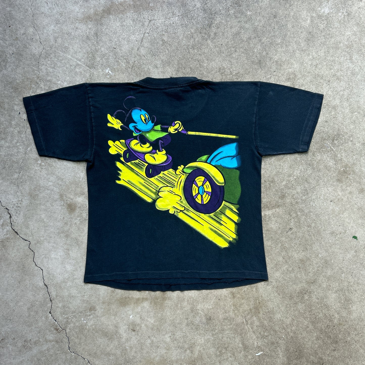 Vintage 90s Mickey Mouse & Goofy AOP Colourful T-shirt