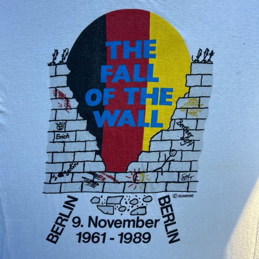 Vintage 80s Rare Germany Berlin Wall, The Fall Of The Wall Berlin 9th of November, 1961-1989 T-shirt