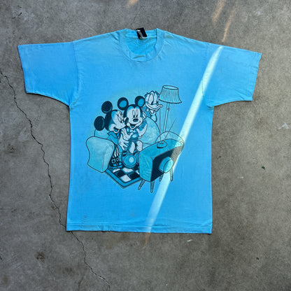 Vintage 80s Mickey Mouse, Minnie Mouse, Daffy Duck Chilling T-shirt