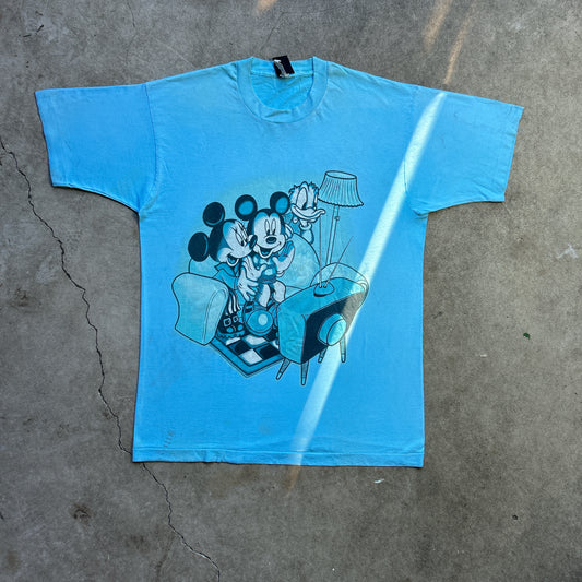 Vintage 80s Mickey Mouse, Minnie Mouse, Daffy Duck Chilling T-shirt