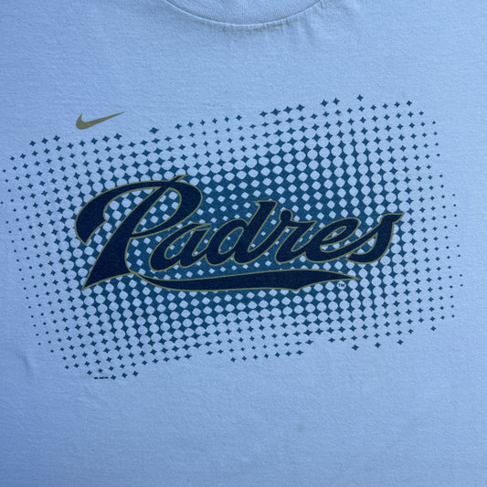 Vintage 2000s Nike MLB Padres 2004 T-shirt