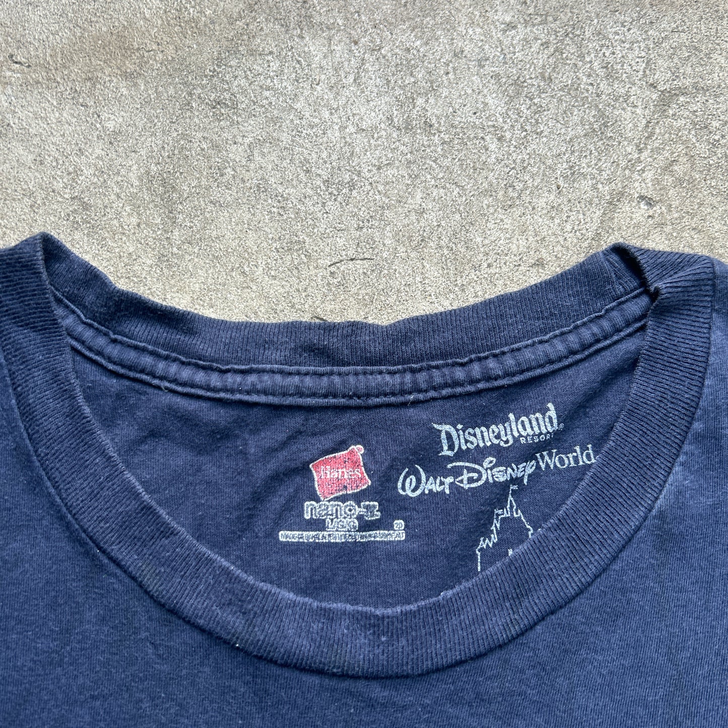 Vintage 2000s Pirates of the Caribbean  T-shirt