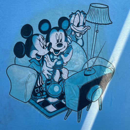 Vintage 80s Mickey Mouse, Minnie Mouse, Daffy Duck Chilling T-shirt